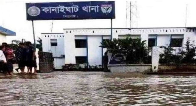 সিলেটে বন্যা পরিস্থিতির অবনতি, ভোগান্তিতে বানভাসিরা