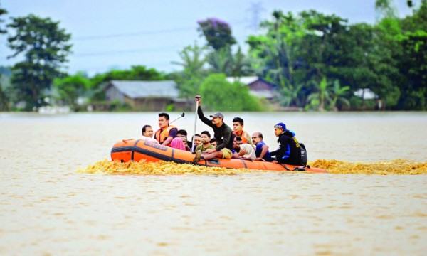 আসামে বন্যা পরিস্থিতির অবনতি ৯ জনের মৃত্যু