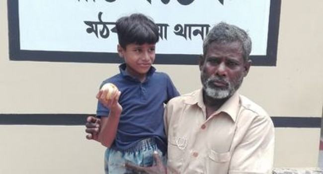 মঠবাড়িয়ায় পাওনা টাকার জন্য প্রতিবন্ধী শিশুকে আটকে রাখে ভাবি