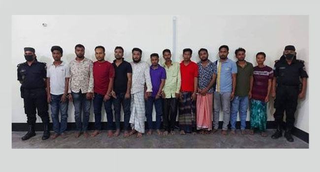 র‌্যাবের ওপর হামলার ঘটনায় আটক ১৩, ছিনতাই হওয়া অস্ত্র উদ্ধার