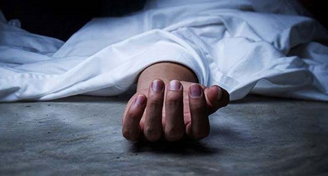 সিংড়ায় বিদ্যুৎস্পৃষ্টে কাঠমিস্ত্রির মৃত্যু