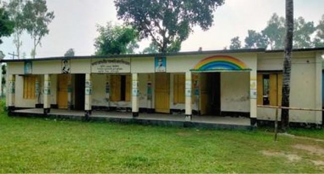১০ লাখে নির্মিত স্কুলভবন ২০ হাজারে বিক্রি