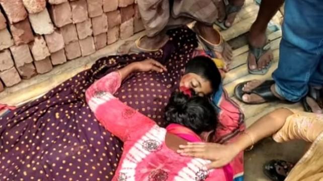 টঙ্গীতে পাইলিংয়ের পাইপ নিচে চাপা পড়ে শিশু নিহত