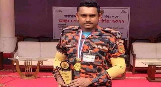 মৃত্যুই যেন চট্টগ্রামে টেনে এনেছে ফায়ারকর্মী মনিরুজ্জামানকে