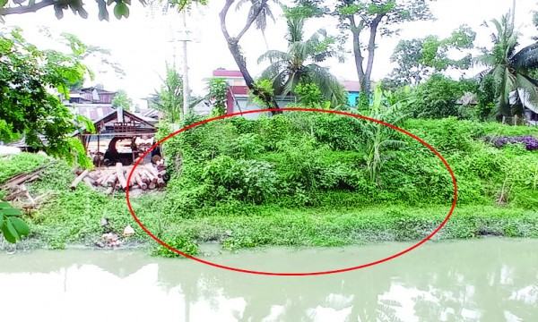 চিতলমারীতে মাটির নিচে অর্ধকোটি টাকার ঘাট