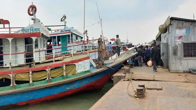 বাংলাবাজার-শিমুলিয়া রুটে নৌ-যান চলাচল স্বাভাবিক
