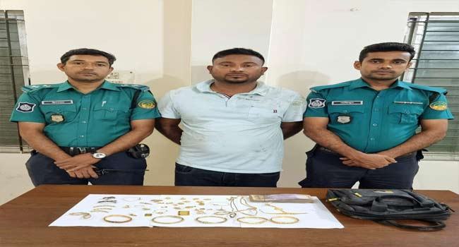 টঙ্গীতে স্বর্ণ, টাকাসহ ছিনতাইকারী হাতেনাতে আটক