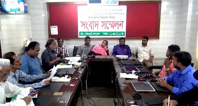 শালিস বৈঠকে ২ নারীসহ চারজনকে পেটালেন ইউপি সদস্য