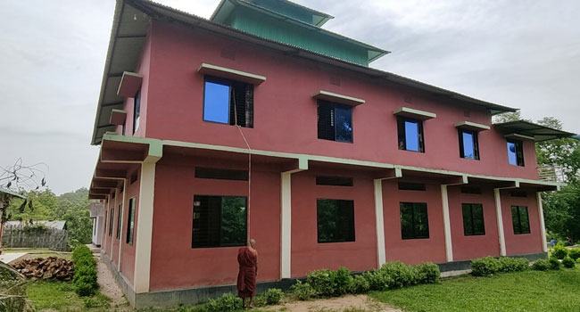 বান্দরবানে বৌদ্ধ ভিক্ষুর ঝুলন্ত লাশ উদ্ধার