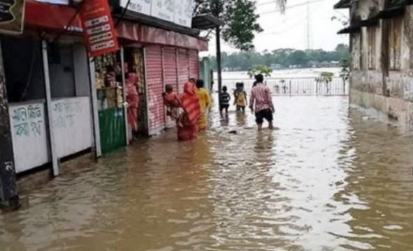 সুনামগঞ্জে সুরমা নদীর পানি আবারো বিপৎসীমার উপরে