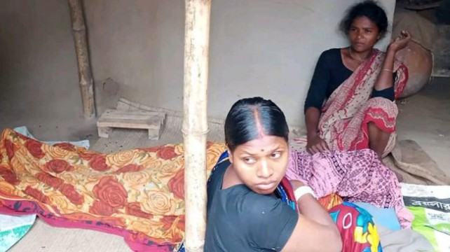 ঘুমন্ত অবস্থায় সাপের কামড়ে স্কুলছাত্রীর মৃত্যু