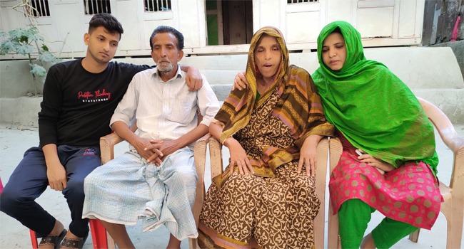 সাড়ে ৪ কোটি টাকার চেক পেল হাদিসুরের পরিবার