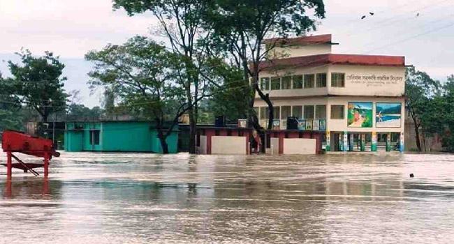 পরবর্তী ২৪ ঘণ্টায় ৩ জেলার বন্যা পরিস্থিতির অবনতি হতে পারে