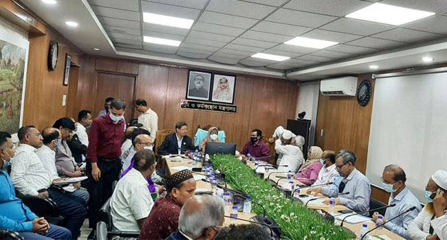 সোমবার থেকে সারা দেশে রাত ৮টার পর দোকানপাট বন্ধ