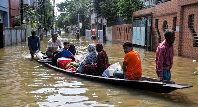 বানভাসী উদ্ধারে ২ ঘণ্টার নৌকাভাড়া ৩০ হাজার টাকা!