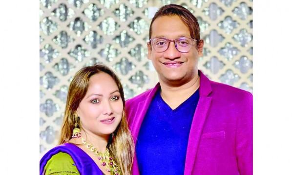 সুখে দুঃখে দাম্পত্য জীবনের এক দশক পার