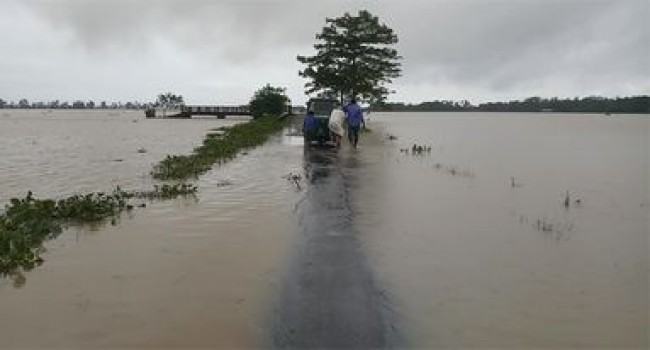 বিয়ানীবাজারে বন্যা পরিস্থিতির অবনতি, বন্ধ হতে পারে সড়ক যোগাযোগ
