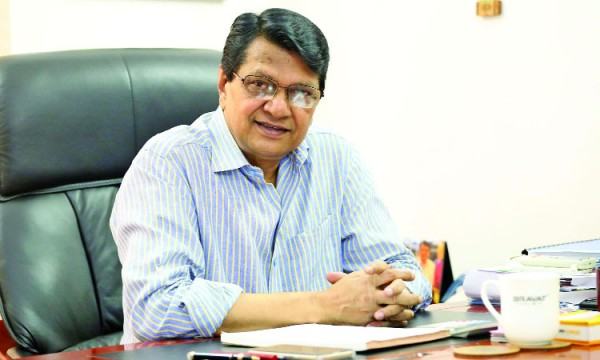 এখনো সিনেমায় আশার আলো দেখেন আলমগীর