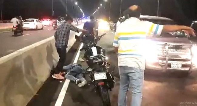 সড়কে বিশৃঙ্খলা ও দুর্ঘটনা : মোটরসাইকেল কতটা দায়ী