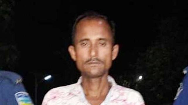 পরকীয়া সন্দেহে যুবককে কুপিয়ে হত্যা