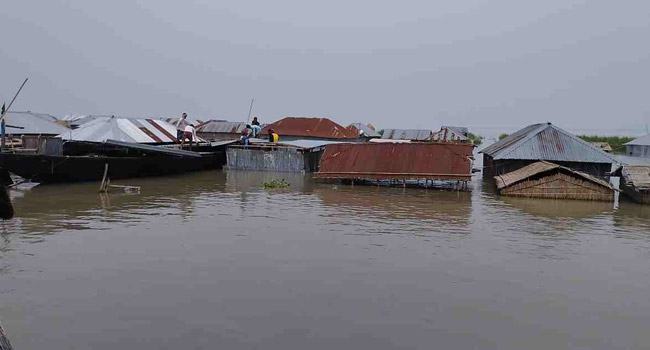 বন্যায় আরো ২ জনের মৃত্যু, মোট ১১২