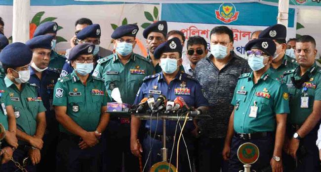 ব্যবসায়ীদের টাকা বহনে পুলিশের সহযোগিতা নেয়ার পরামর্শ আইজিপির