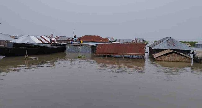বন্যা : মৃতের সংখ্যা বেড়ে ১১৮ জনে পৌঁছেছে