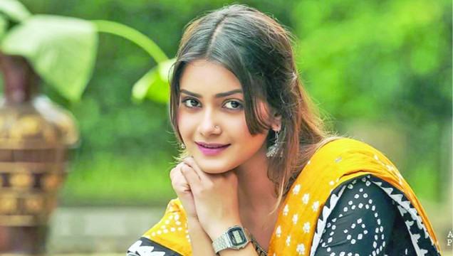 চরিত্রের ভিন্নতায় ঈদে প্রশংসিত তানজিন তিশা
