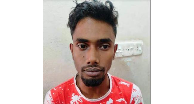 গাজীপুরের ২ কিশোরীর গোসলের দৃশ্য ভিডিও ধারণ : পোশাকশ্রমিক কারাগারে