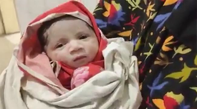 পেট ফেটে জন্ম নেয়া শিশুর মা-বাবাকে চাপা দেয়া ট্রাকচালক গ্রেফতার