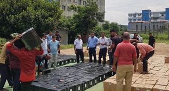 চট্টগ্রাম বন্দর হতে খালাস হওয়া ২ কনটেইনার বিদেশী মদ নারায়ণগঞ্জে আটক