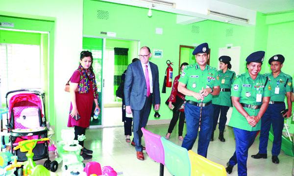 আরএমপির কার্যক্রম পরিদর্শন করলেন যুক্তরাষ্ট্রের রাষ্ট্রদূত