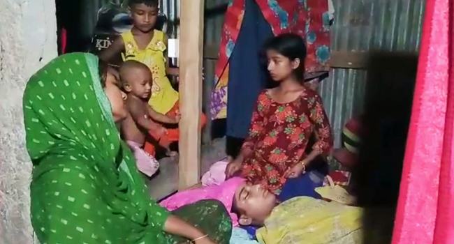 বিয়ের ৫ মাস : বাবার বাড়িতে মেয়ের ঝুলন্ত লাশ উদ্ধার