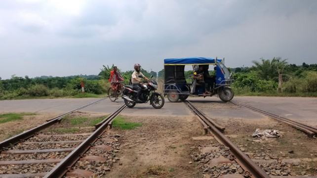 দর্শনায় ৭টি রেলগেটের মধ্যে চারটিই অরক্ষিত