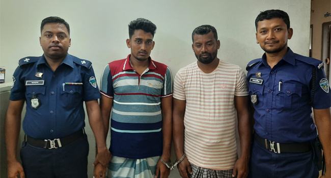 গৃহবধূকে অর্ধউলঙ্গ করে ভিডিও, গ্রেফতার ২