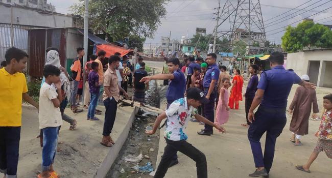 সিদ্ধিরগঞ্জে যুবলীগ-তাঁতী লীগ পাল্টাপাল্টি সংঘর্ষ, আহত ৮