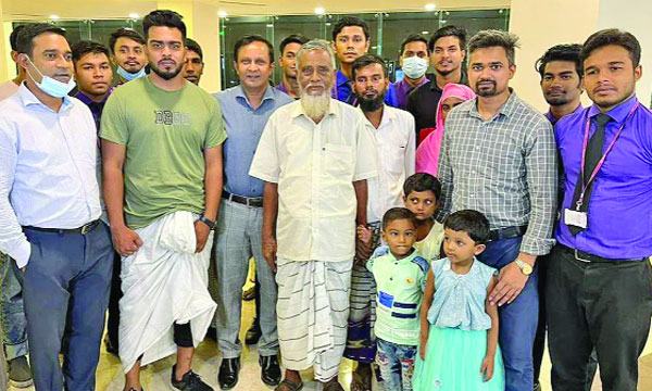সিনেপ্লেক্সে লুঙ্গি প্রসঙ্গ