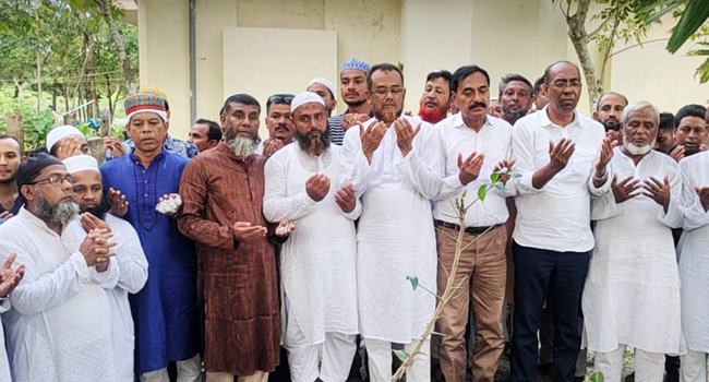 ভোলায় নিহত নেতা-কর্মীদের পাশে বিএনপির কেন্দ্রীয় নেতৃবৃন্দ