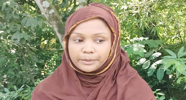 শিশুর ক্ষুধার আর্তনাদ সইতে না পেরে সন্তানকে মারলেন মা