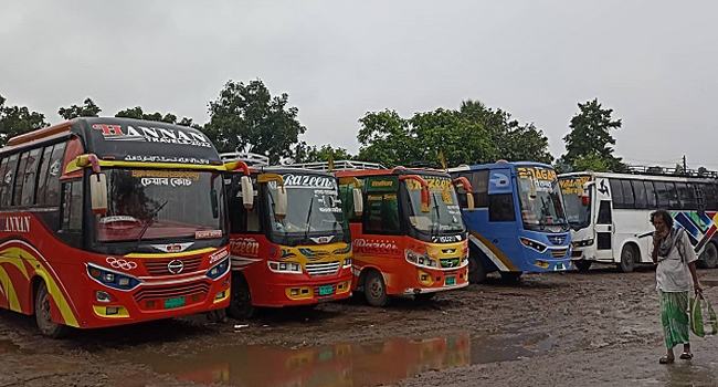 জ্বালানির দাম বাড়ায় বগুড়ায় অঘোষিত পরিবহন ধর্মঘট