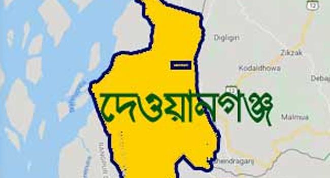 দেওয়ানগঞ্জের বাহাদুরাবাদে ভাঙ্গা সড়কের কারণে দুর্ভোগ এলাকাবাসীর