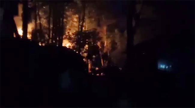 রংপুরে আগুনে পুড়ে ছাই কৃষকের গরুসহ ৩ ঘর