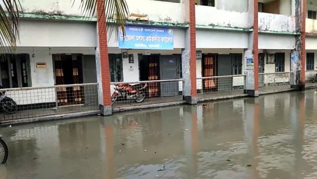 নদীর পানি বাড়ায় ঝালকাঠির নিম্নাঞ্চলের ২৫ গ্রাম প্লাবিত