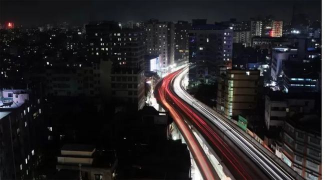 বিদ্যুৎ সাশ্রয়ে বাণিজ্যিক ভবনে নজরদারি : বাতির ব্যবহার কমাতে নির্দেশনা
