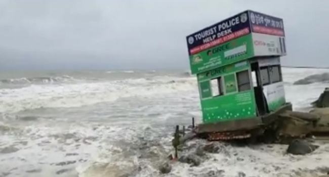 পূর্ণিমার জোয়ারে সৈকতের বিভিন্ন পয়েন্টে ভাঙ্গন : পানি সচিব