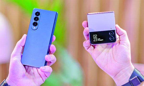 নতুন ফোল্ডেবল উন্মোচন করল স্যামসাং