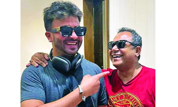 অনেক সুখবর আছে