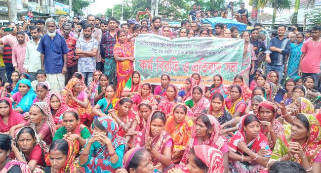 কুলাউড়ায় চা-শ্রমিকের ভুখা মিছিল