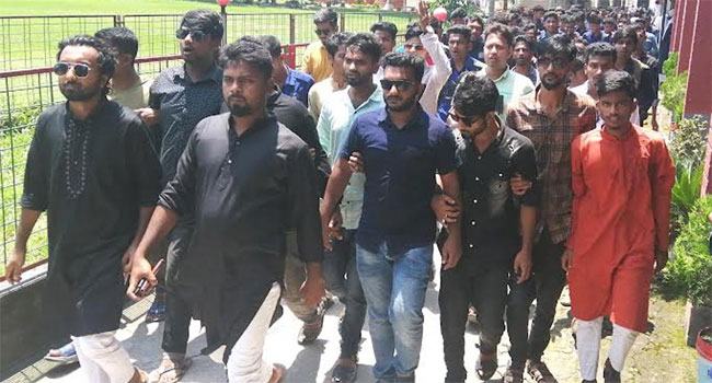 শরণখোলা সরকারি কলেজের ছাত্রীনিবাস শিক্ষকের দখলে