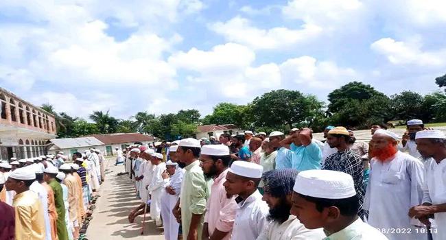 গফরগাঁওয়ে বৃষ্টির জন্য ইস্তিসকার নামাজ আদায়